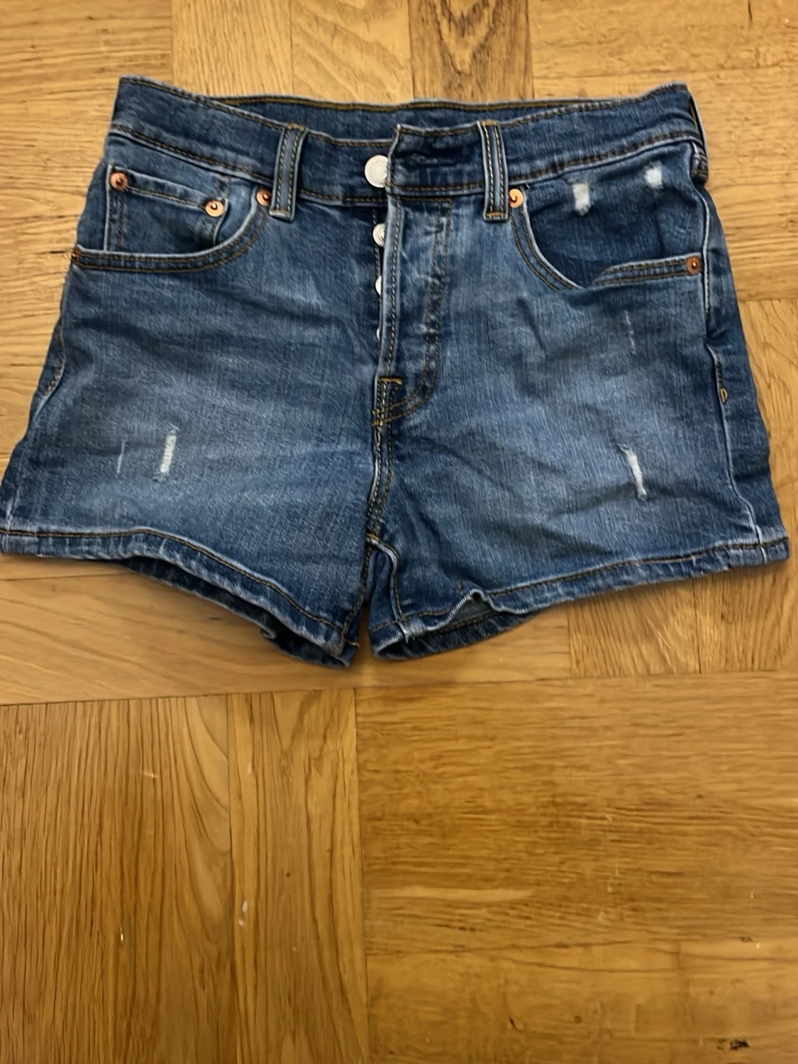 Blå jeansshorts från Levi's