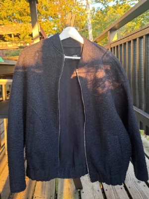 Söker - Söker denna jättefina jackan för Zara