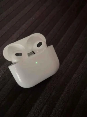 A1rpods 3 - Helt nya och oanvända med box 
