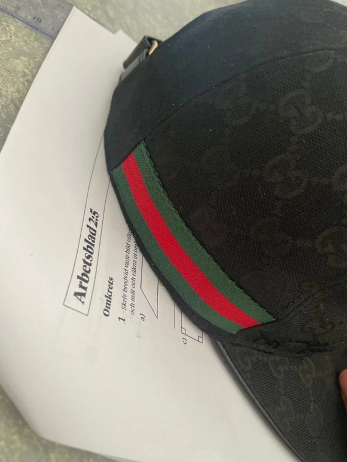 Svart keps från Gucci med GG-mönster - 3