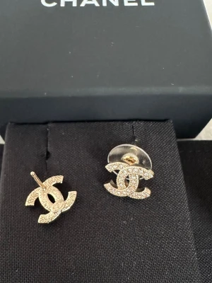 Cool örhängen  - Sterling steel | har även i silver färg🩷