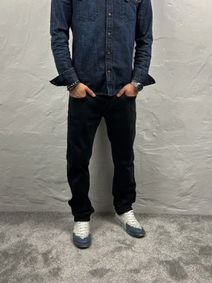 Replay jeans  - Ett par riktigt snygga jeans från Replay i storlek W29 L30 i modellen Anbbas  