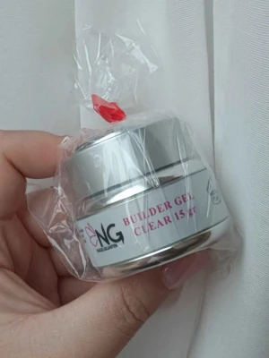 Nagelgiganten Builder gel 15gr - Oöppnad! Har ej rätt lampa för att härda så säljer vidare. Clear