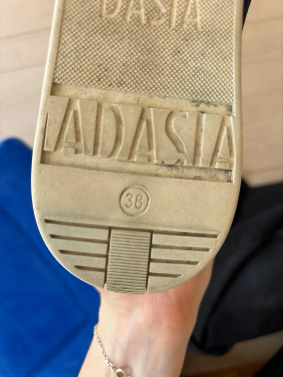 Mörkblå mockasneakers från Dasia - 3