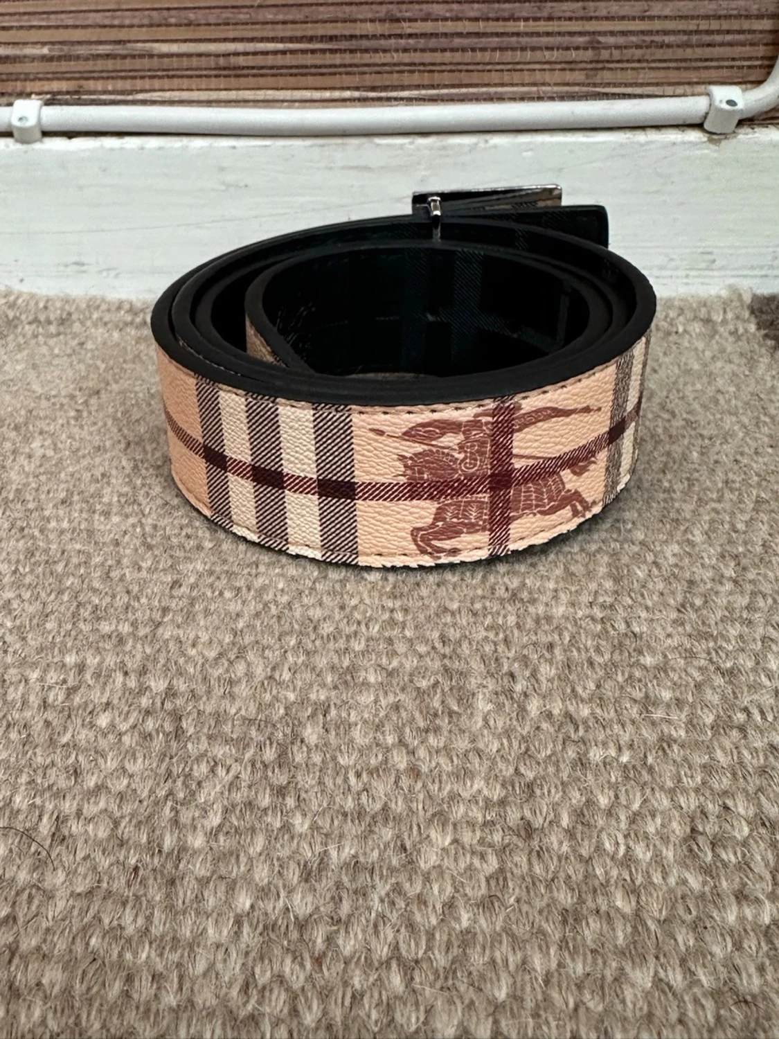 Burberry rutigt bälte med B-spänne - 1