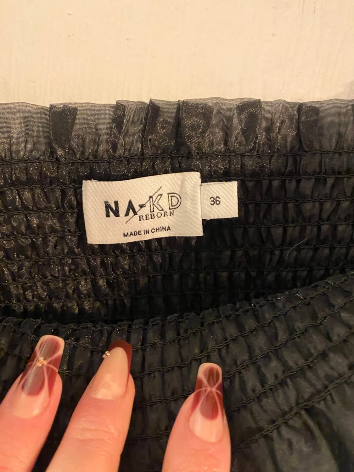 Svart offshoulder topp från NA-KD - 1