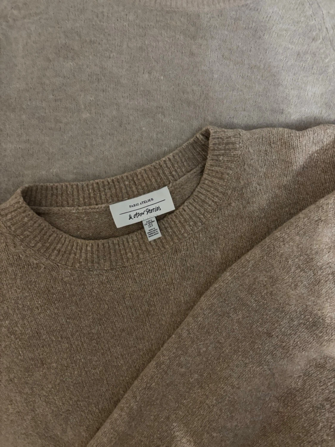 Beige stickad tröja - 1