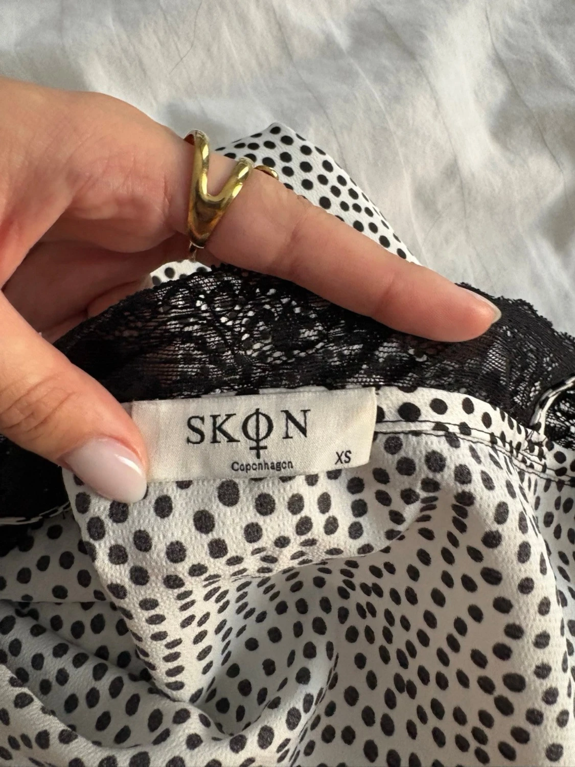 Prickigt spets linne - 2