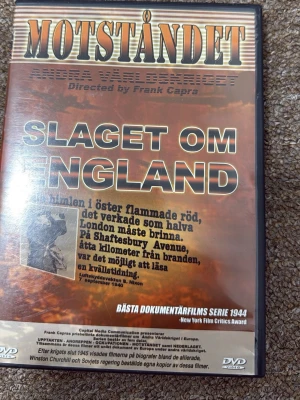 Motståndet: Slaget om England – PC, originalbox + skiva - Säljer Motståndet: Slaget om England till PC. 	•	Originalbox medföljer 	•	Skiva/diskett med spelet 	•	Manual ingår ej  Box och skiva är i bra skick. Spelet fungerar på äldre PC-system.Skickas som mellanstorleks paket för att skydda boxen.  💰 Pris:145 kr (eller Bud)