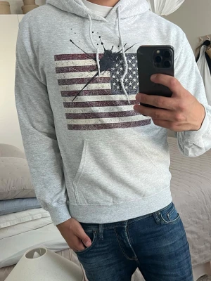 Concrete ink hoodie  - Nytt skick 