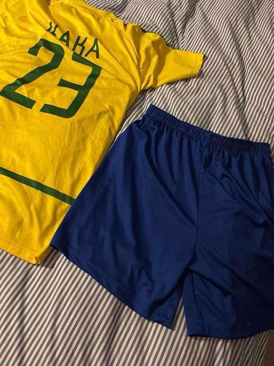 Brasilien fotbollströja och shorts  - 1