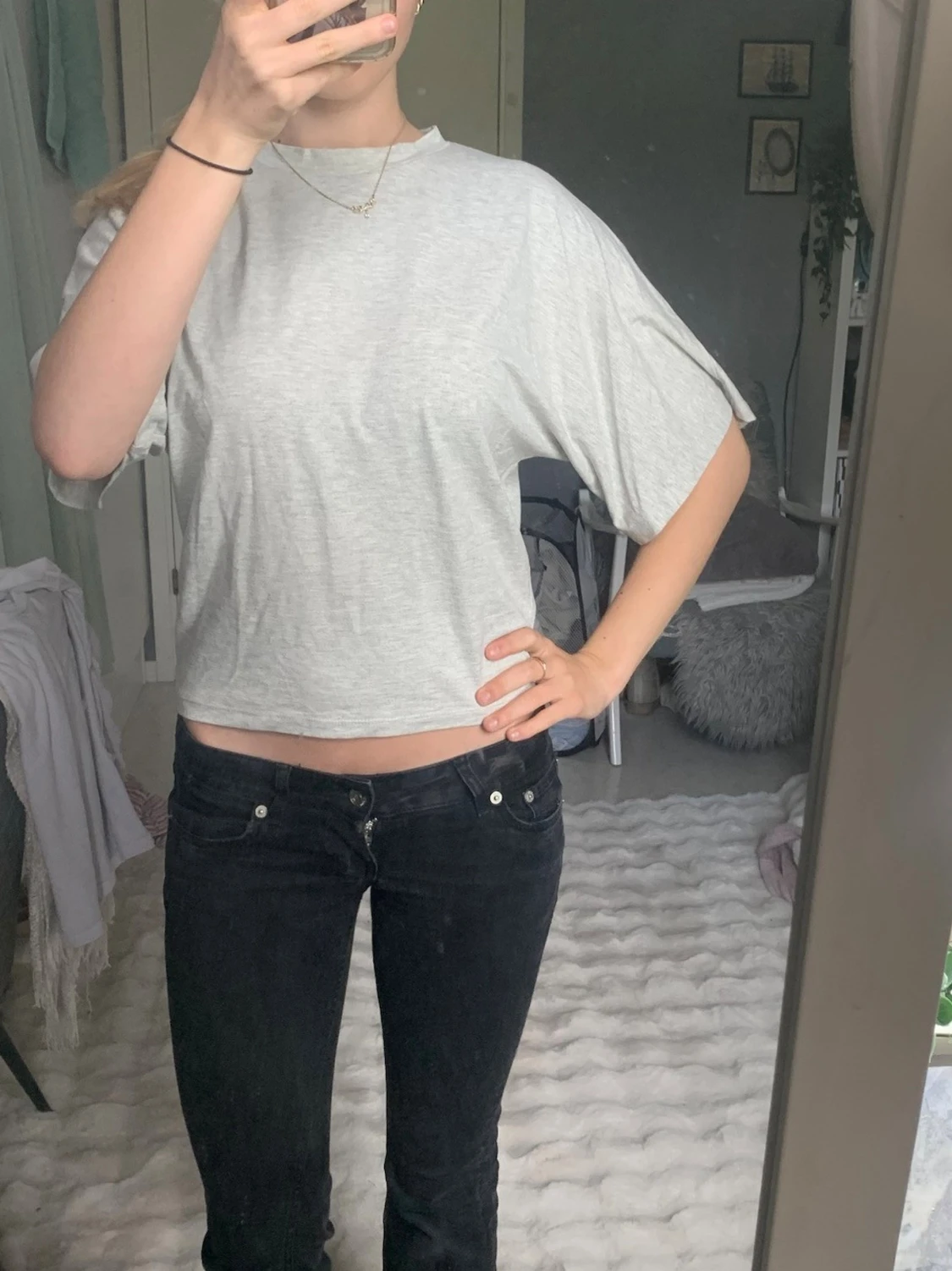 Grå basic t-shirt - 1
