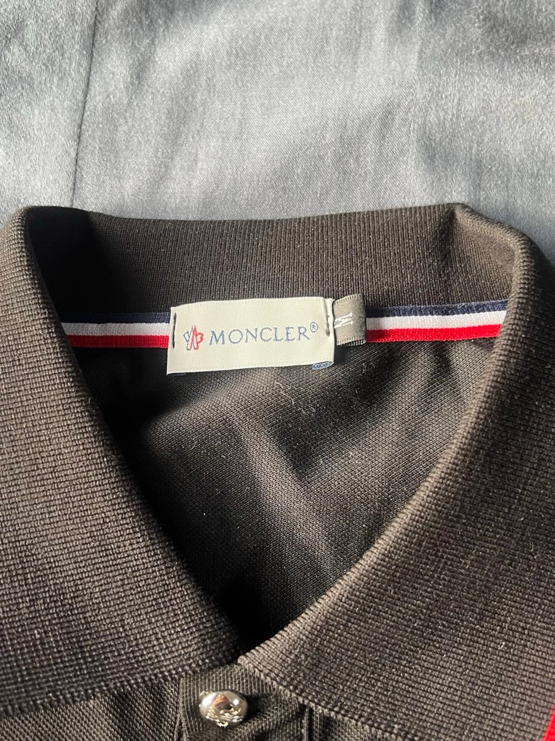Svart Moncler pikétröja med logga - 1