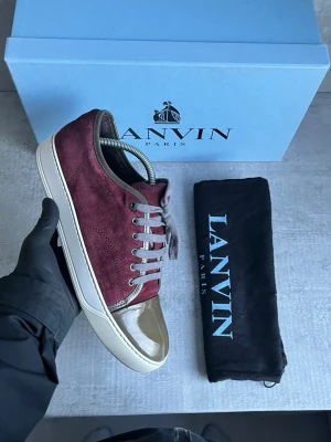 Lanvin skor - stilrena lanvins | skick väldigt bra | box och dustbag ingår! | storlek uk 8 men passar 43 | skriv vid frågor 