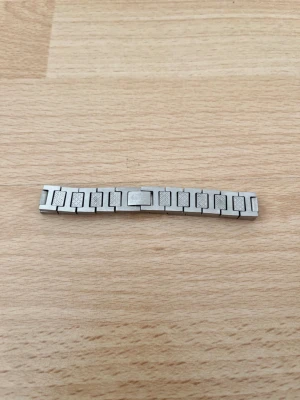 Lacoste armband - Säljer ett Lacoste armband i mycket bra skicka 20cm