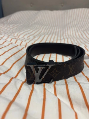 Snygg bälte!🌟 - Snyggt brunt skärp med strl 120, passar till absolut allt🌟😃