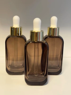 Argan olja för hår, hud och naglar - 100% Argan olja i 50 ml direkt från Marocko, används utvärtes för kosmetiskt bruk. Flaskorna fylls efter beställning.