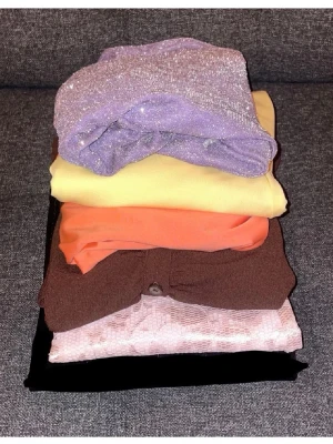 Klänningar  - Klädpaket med 5 klänningar 2 har prislappen kvar 