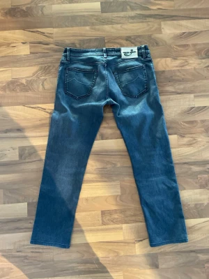 Jacob Cohën 622 - Säljer dessa feta Jacob Cohën jeansen i modellen 622 W33! Hör av dig vid frågor eller funderingar! 