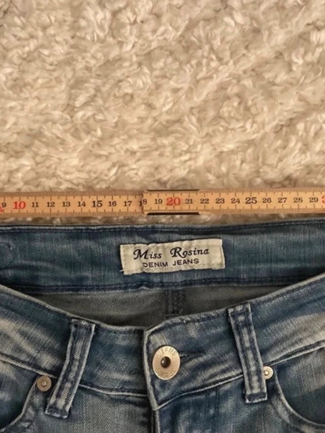 Ljusblå jeans från Miss Rosina - 5