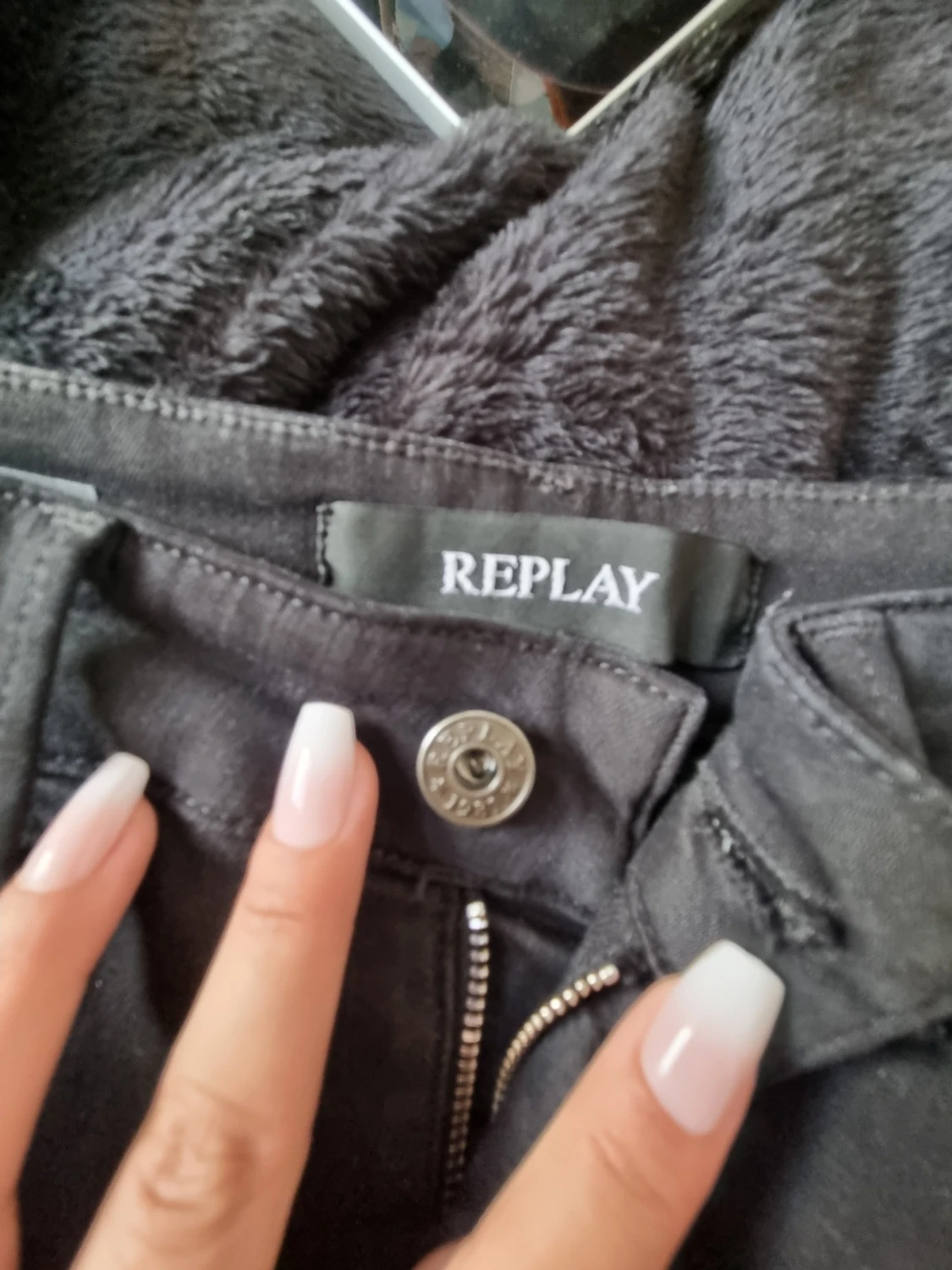 Svarta jeans från Replay - 1