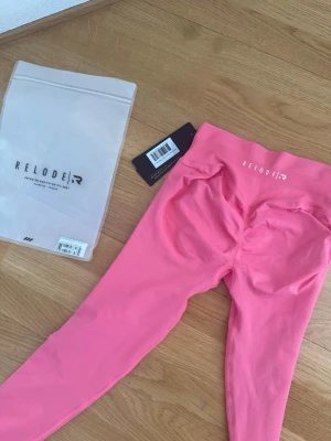 Relode tights  - Aldrig använda.