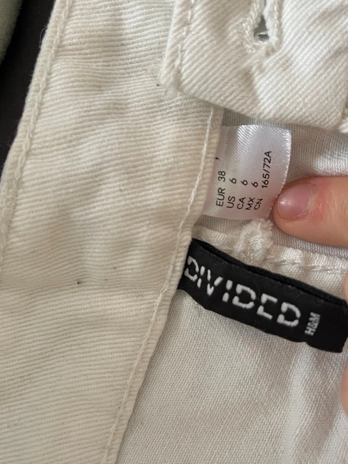 Vita cargobyxor från H&M Divided - 1
