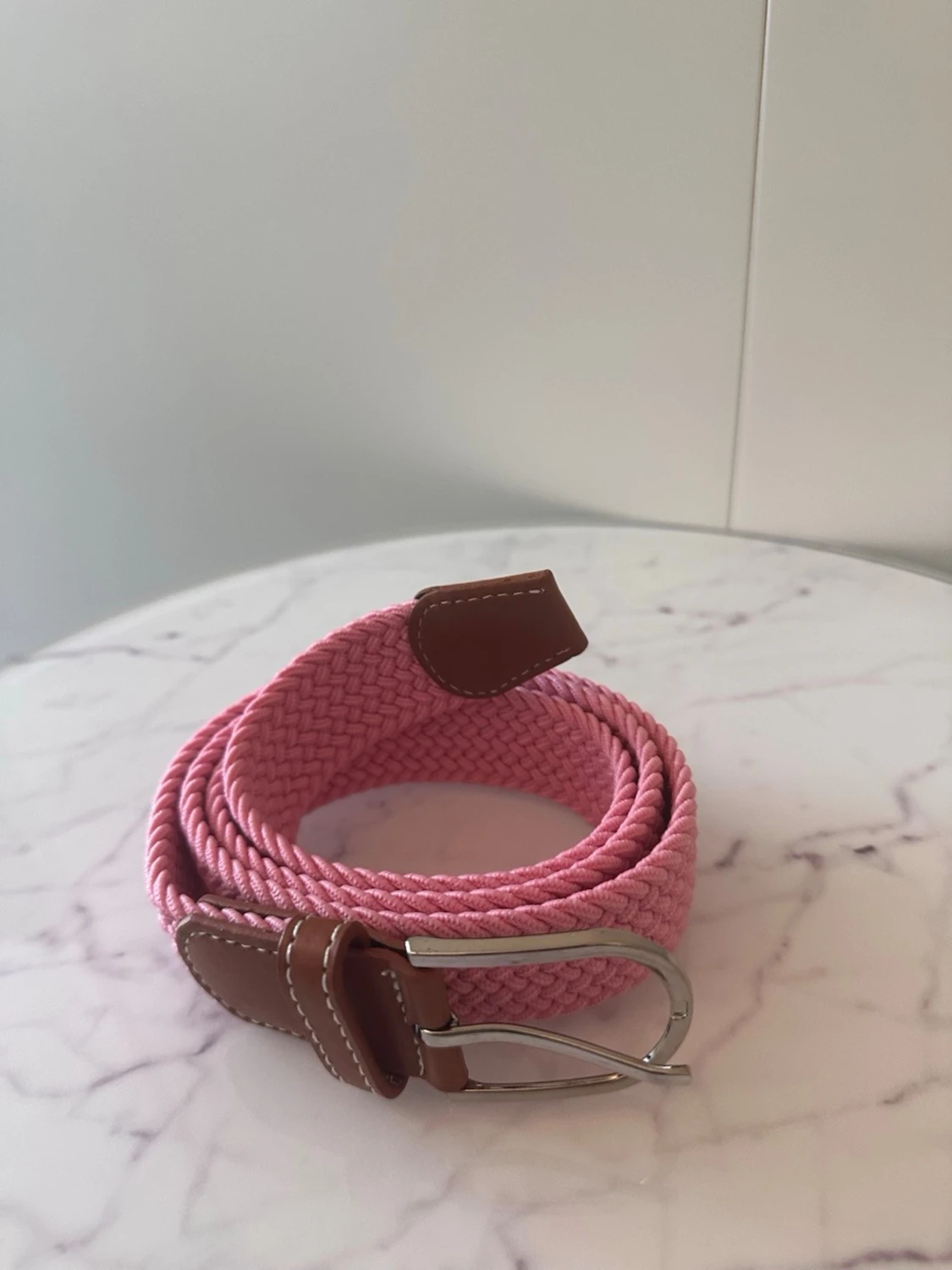 Rosa flätat bälte  - 1