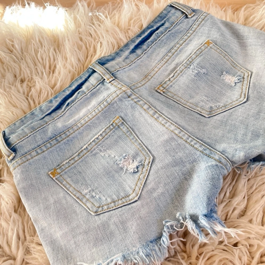 F27 Lågmidjade tally weijl ljusblåa jeanshorts  - 5
