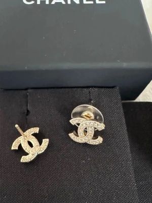 Mode örhängen - Jättesnygga örhängen i sterling steel | finns även i silver färg🩷