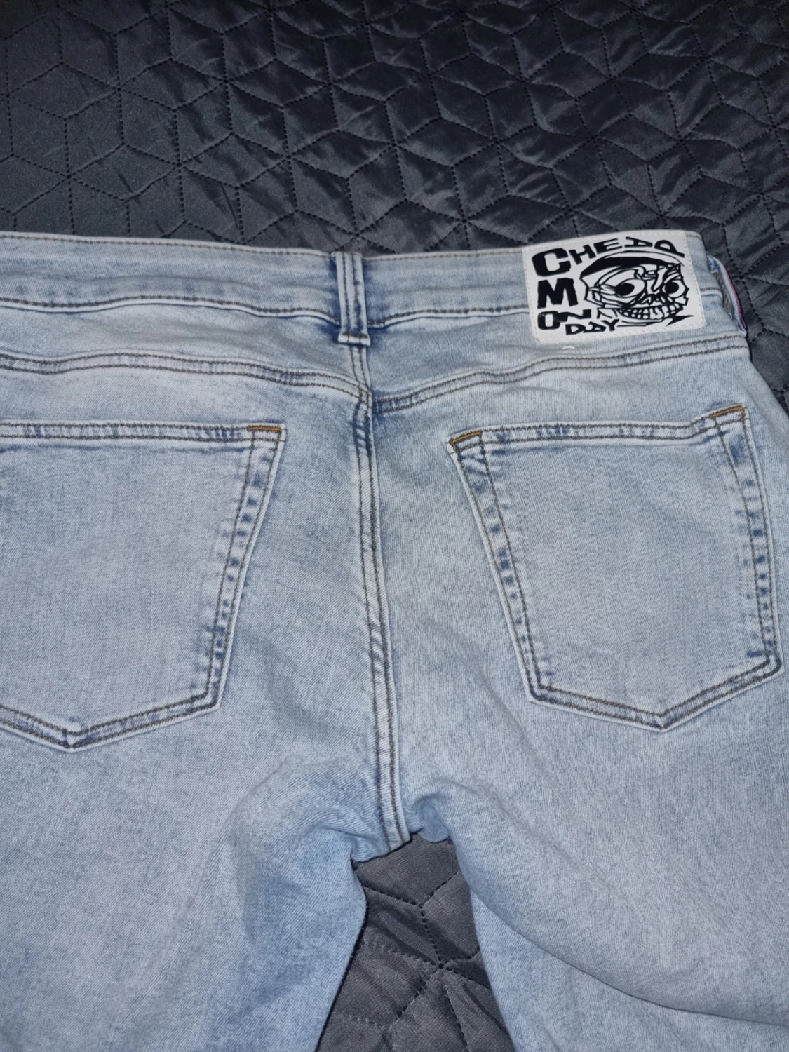 Ljusblå bootcut jeans från Weekday  - 5