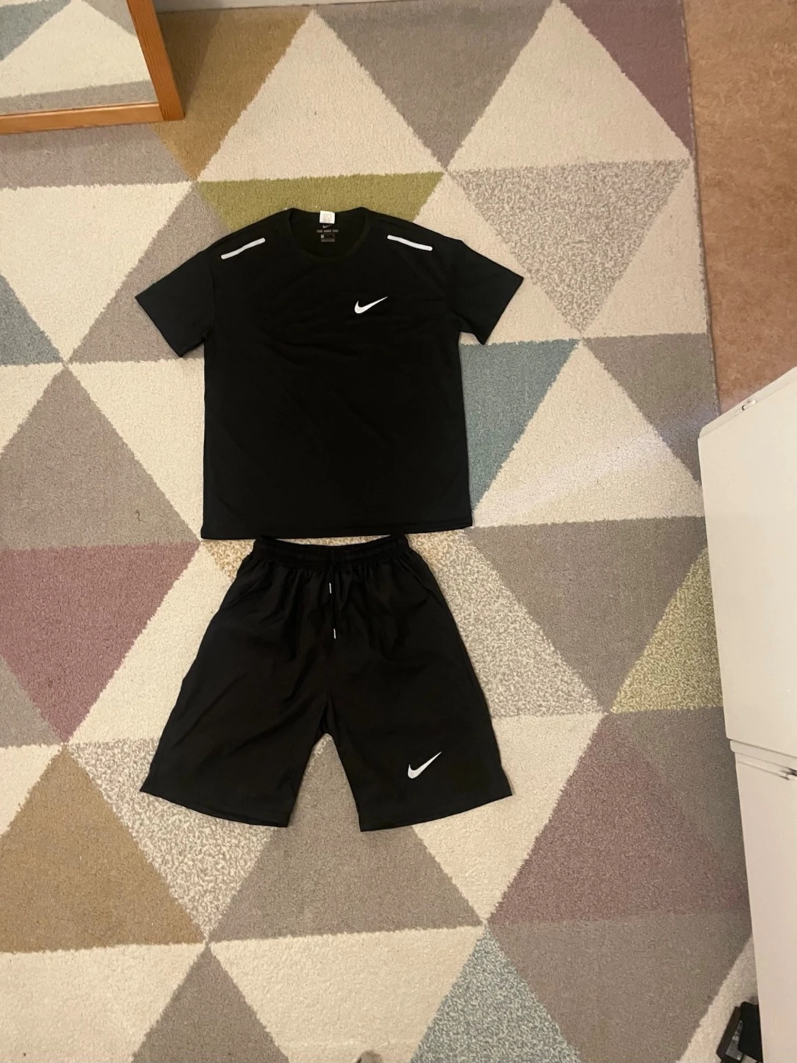 Svart träningsset från Nike