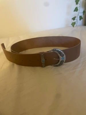 Bälte - Jätte snyggt bälte med turkosa detaljer!! SKICKA GÄRNA PRISFÖRSLAG 