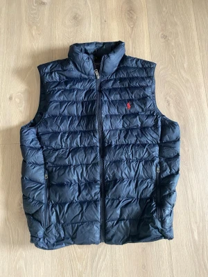 Ralph lauren väst - Ralph lauren väst stl M