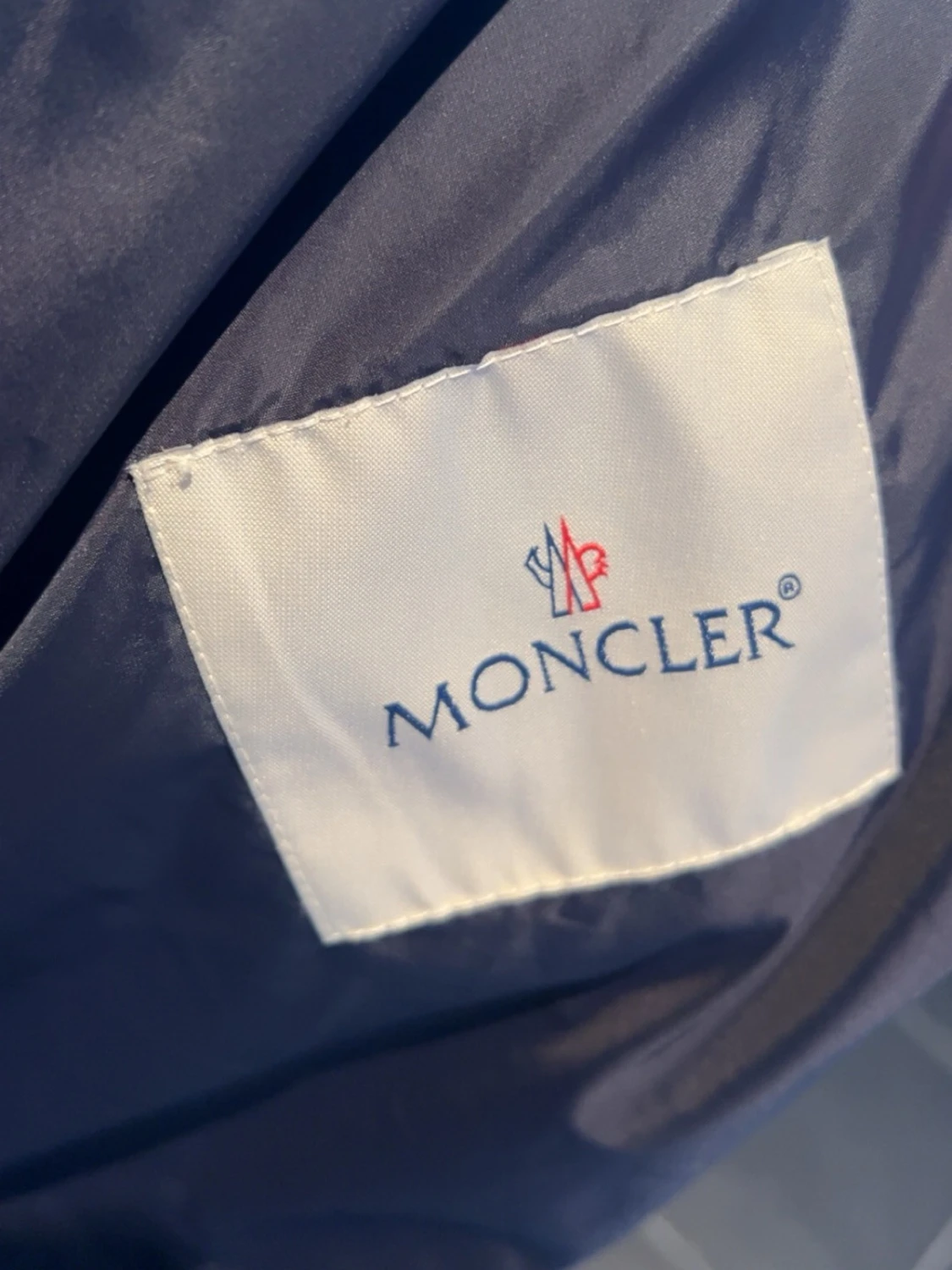 Mörkblå vindjacka från Moncler - 2