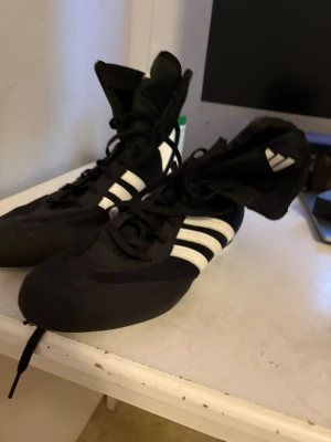 Adidas Boxningsskor  - Adidas box hogs 2, storlek 42 1/2