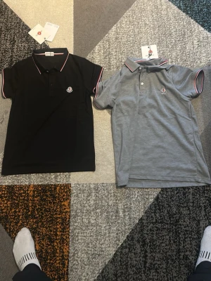 Pike - Två moncler piker, helt nya storlek S, pris kan diskuteras vid snabbaffär.