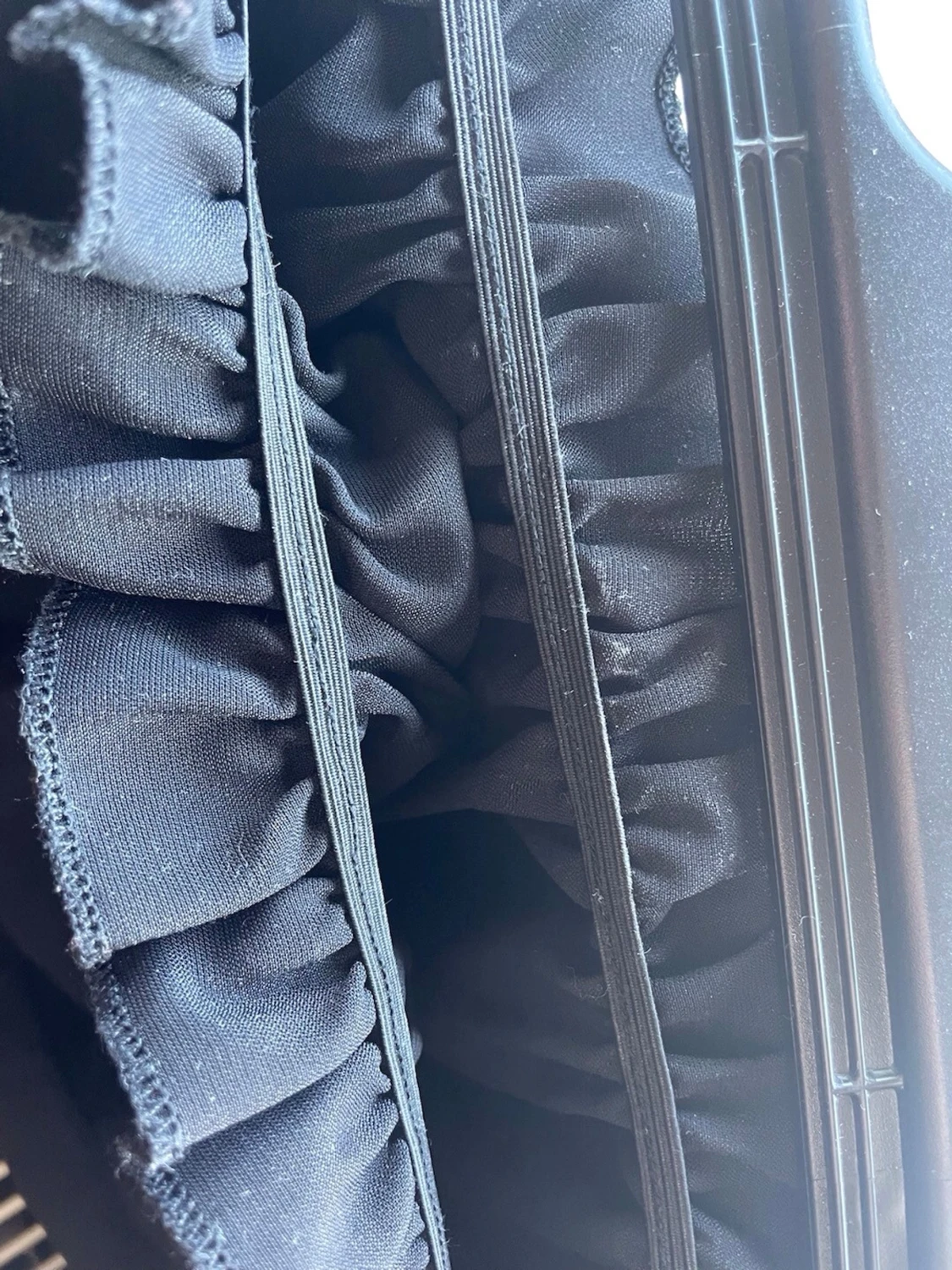 Svart offshoulder croppad topp - 1