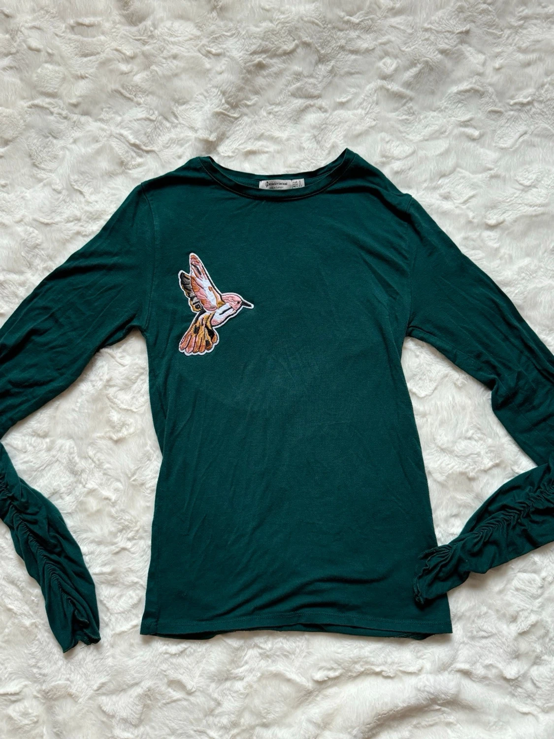 Mörkgrön topp med fågelapplikation - 2