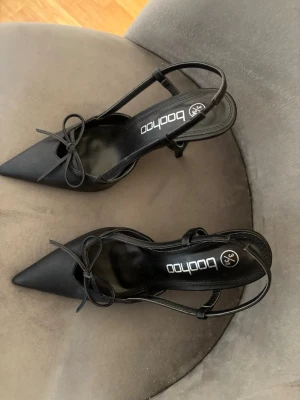 Klackskor - Klackar från boohoo. Aldrig använda endast testade.