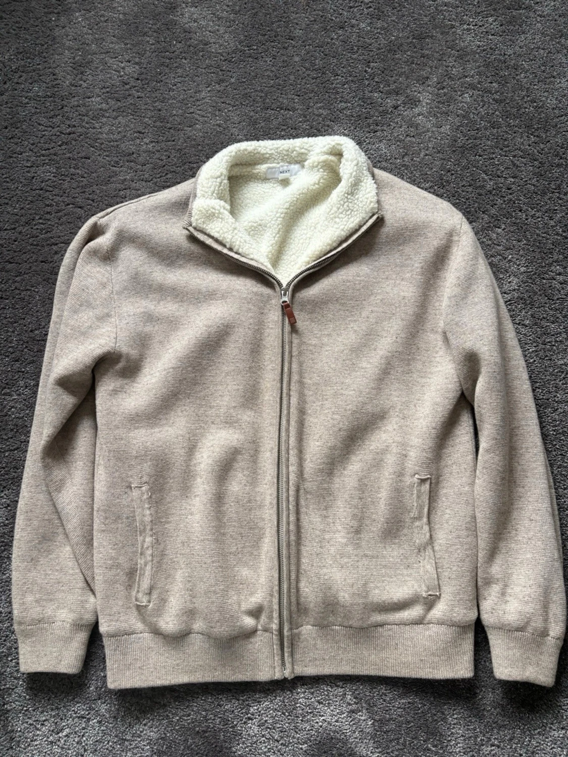 Beige ziptröja med teddyfoder