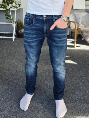 Replay jeans - Tyvärr är dessa jeans sålda. Men kolla gärna in mina profil för fler snygga jeans (Replay, Jacob Cohën m.m) 😀