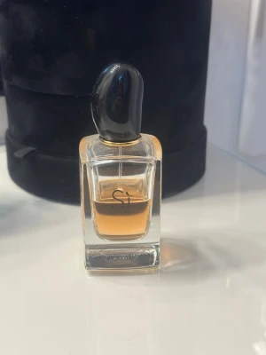 Giorgio Armani Sì Eau de Parfum  - Giorgio Armani Sì Eau de Parfum 