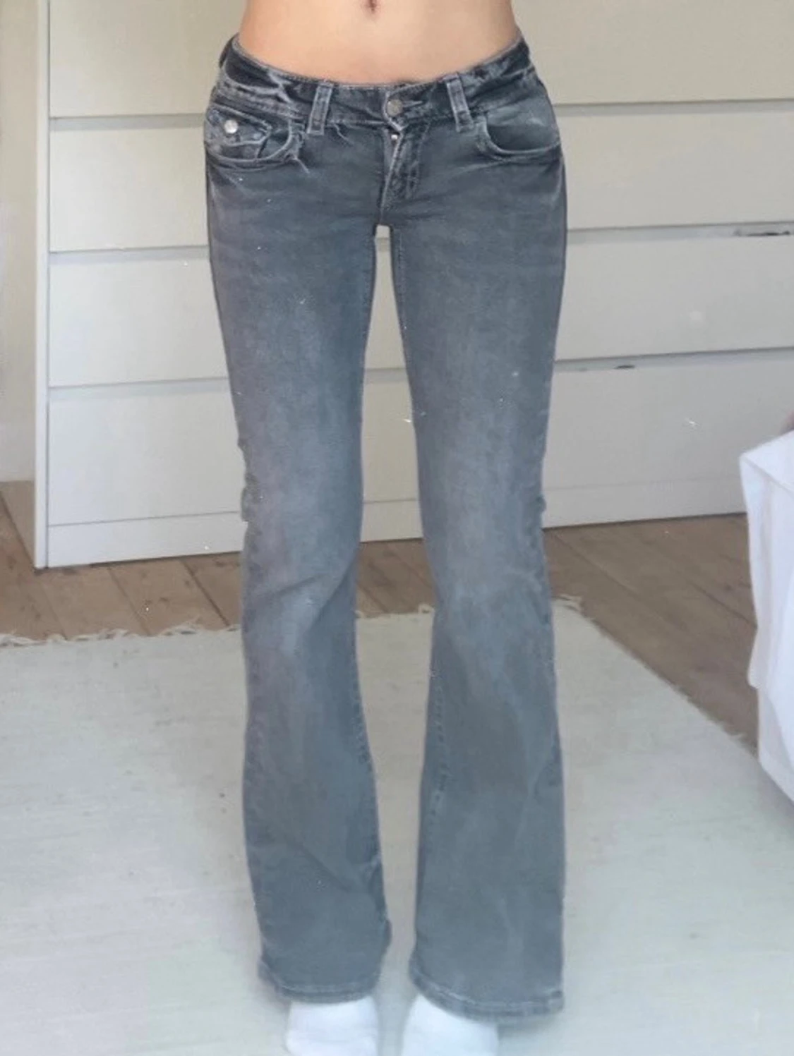 Lågmidjade jeans - 1