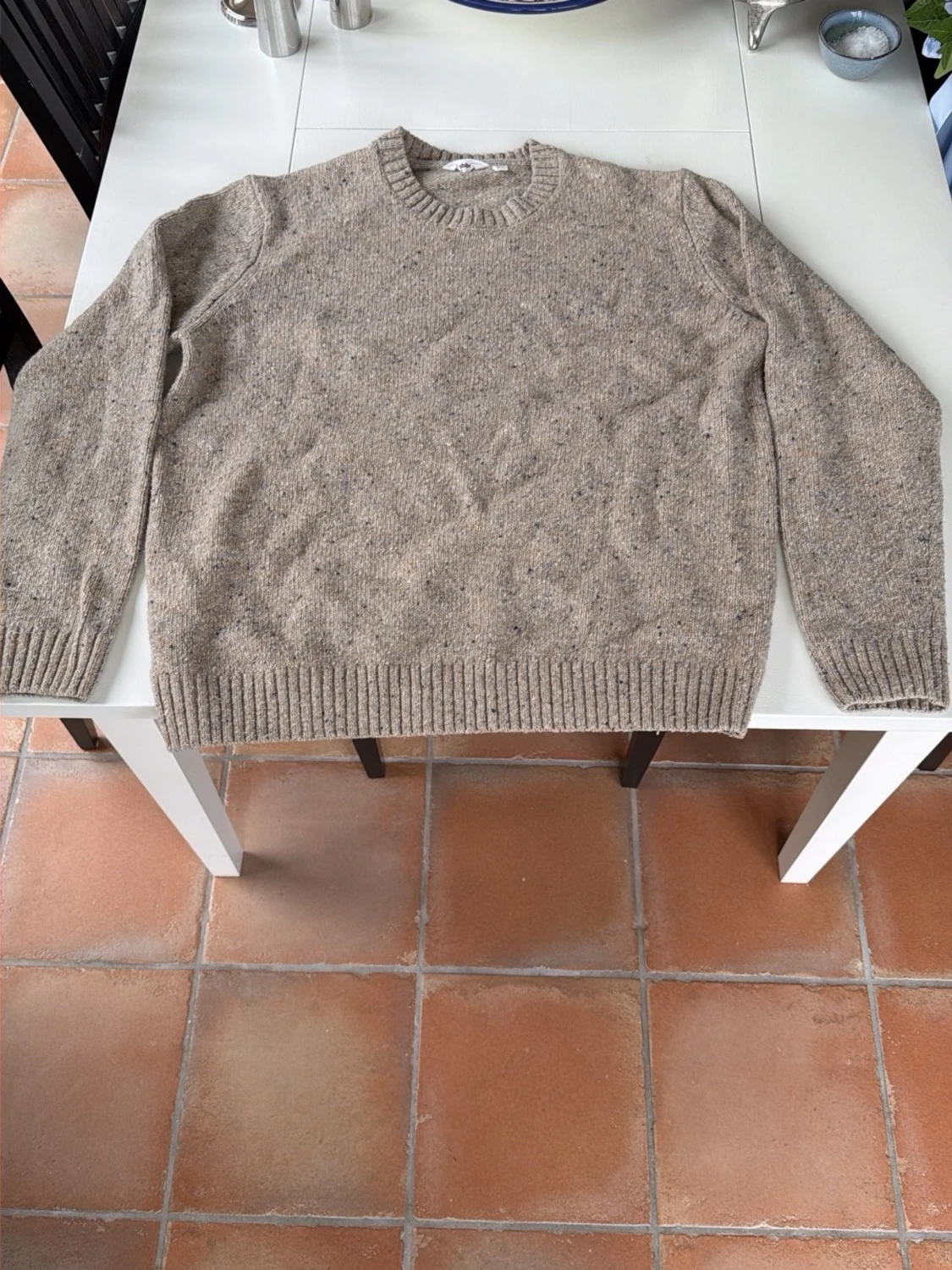 Beige stickad tröja i ullmix