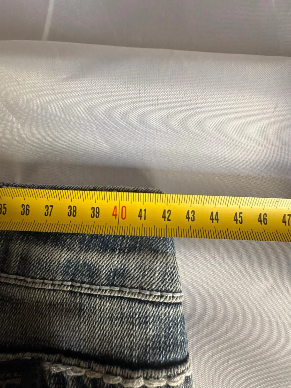 Gråa jeans med bling från Cowgirl tuff Y2k - 5