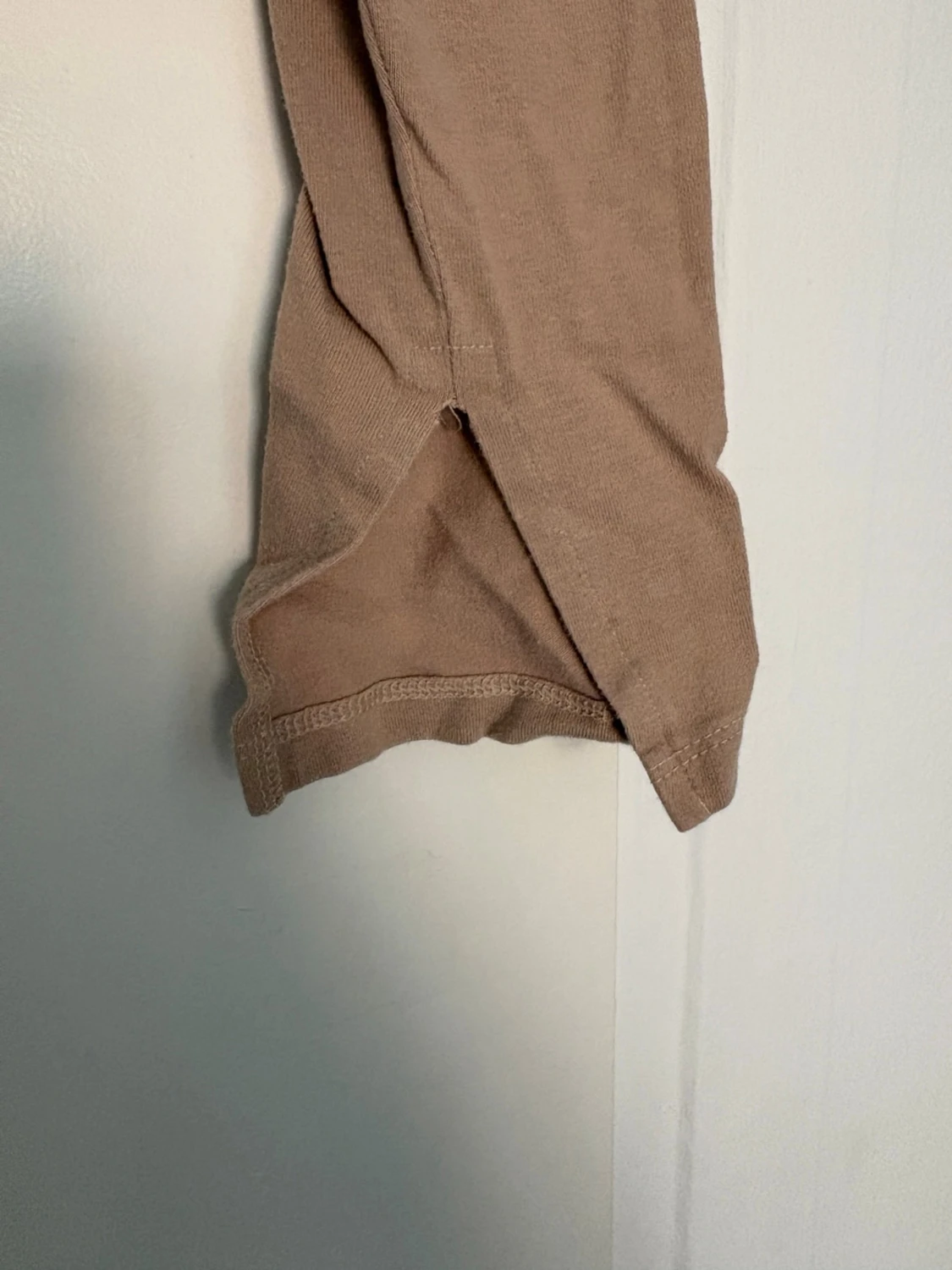 Beige croppad långärmad topp - 1
