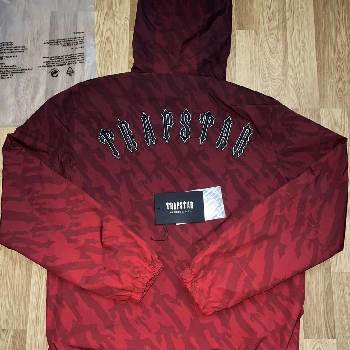 Trapstar Jacquard irongate windbreaker - 90