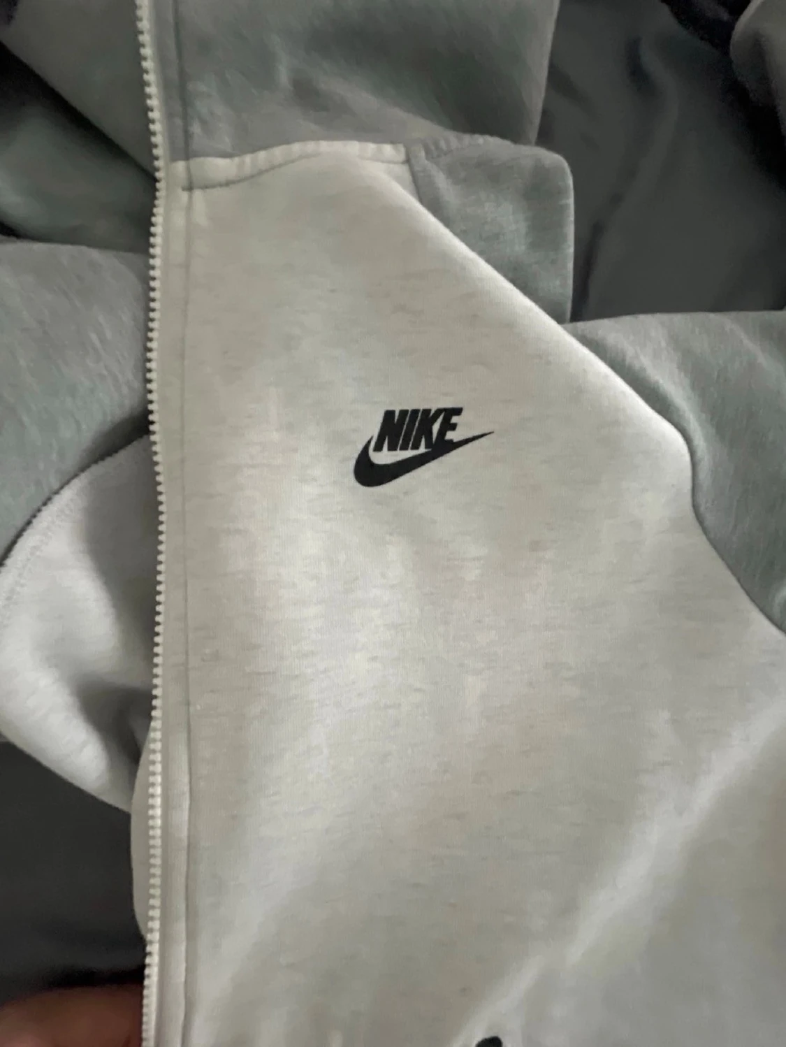 Nike tech (old season)  - 2