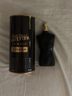 JPG Le male Le Parfum - Runt 70% kvar i flaskan finns kvitto